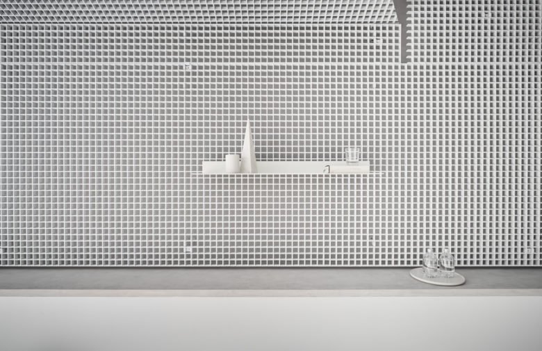 共和设计的宽严画廊