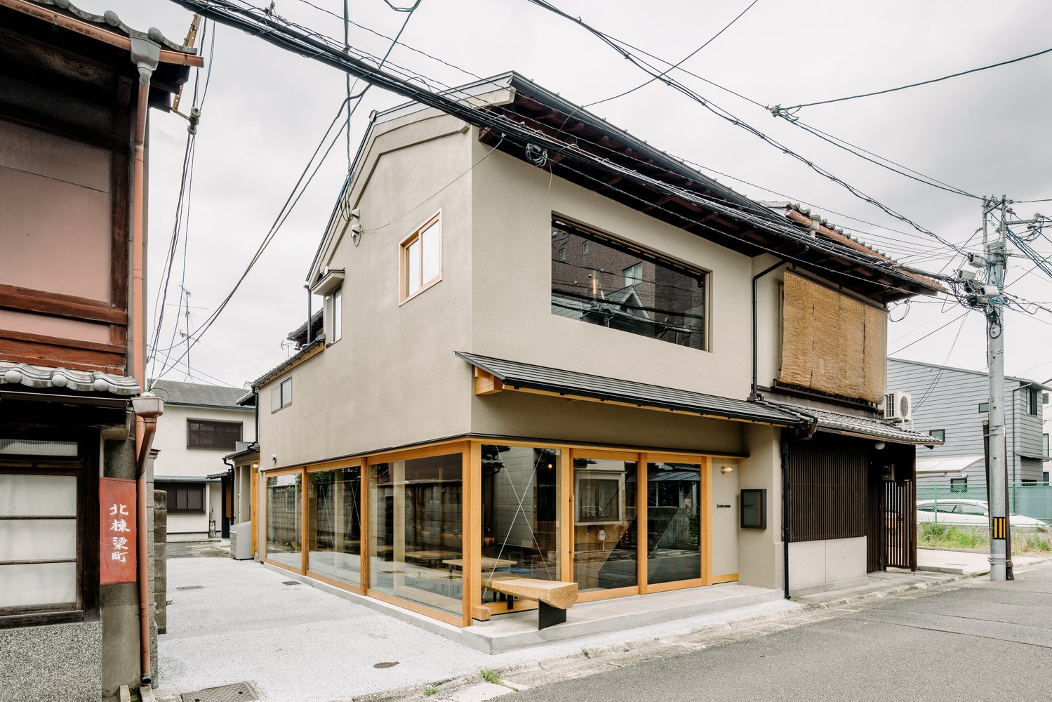 京都魔杖咖啡馆 / Kazuteru Matsumura Architects