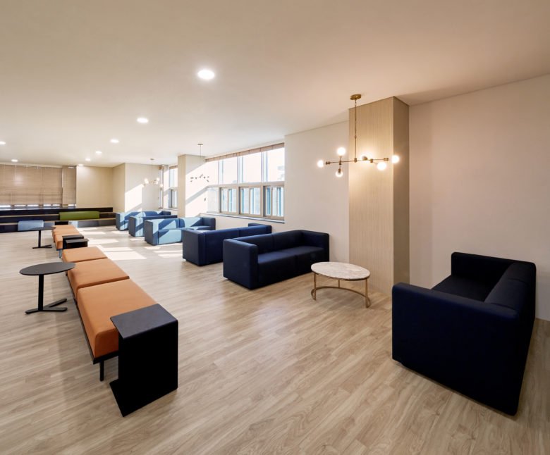 庆北大学中央图书馆