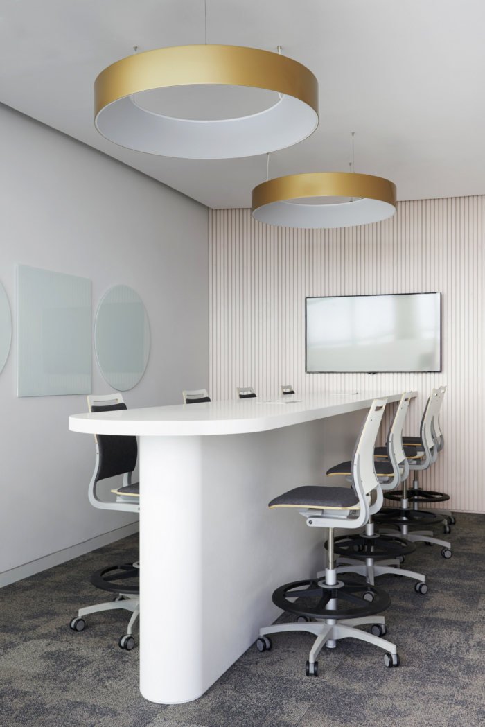 IND 建筑事务所设计的欧莱雅办公室