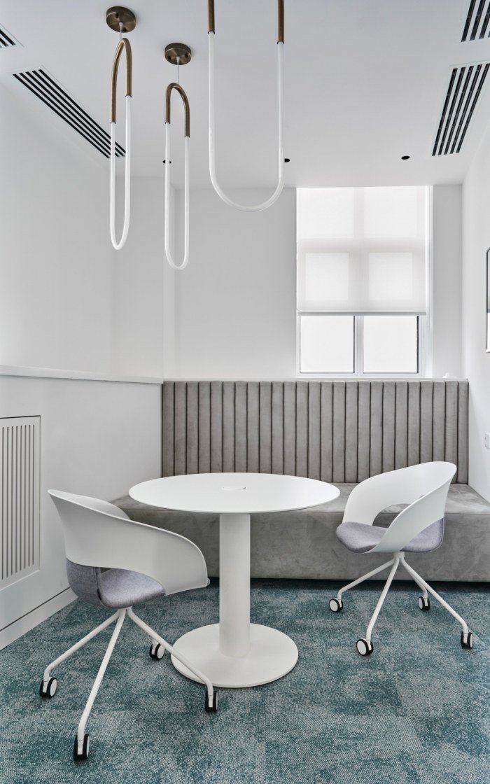 IND 建筑事务所设计的欧莱雅办公室