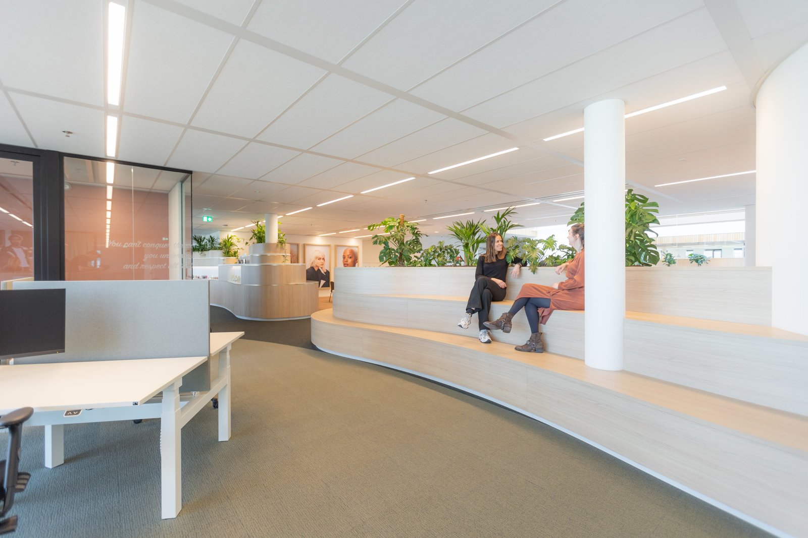 欧莱雅总部由俄罗斯方块设计与建造