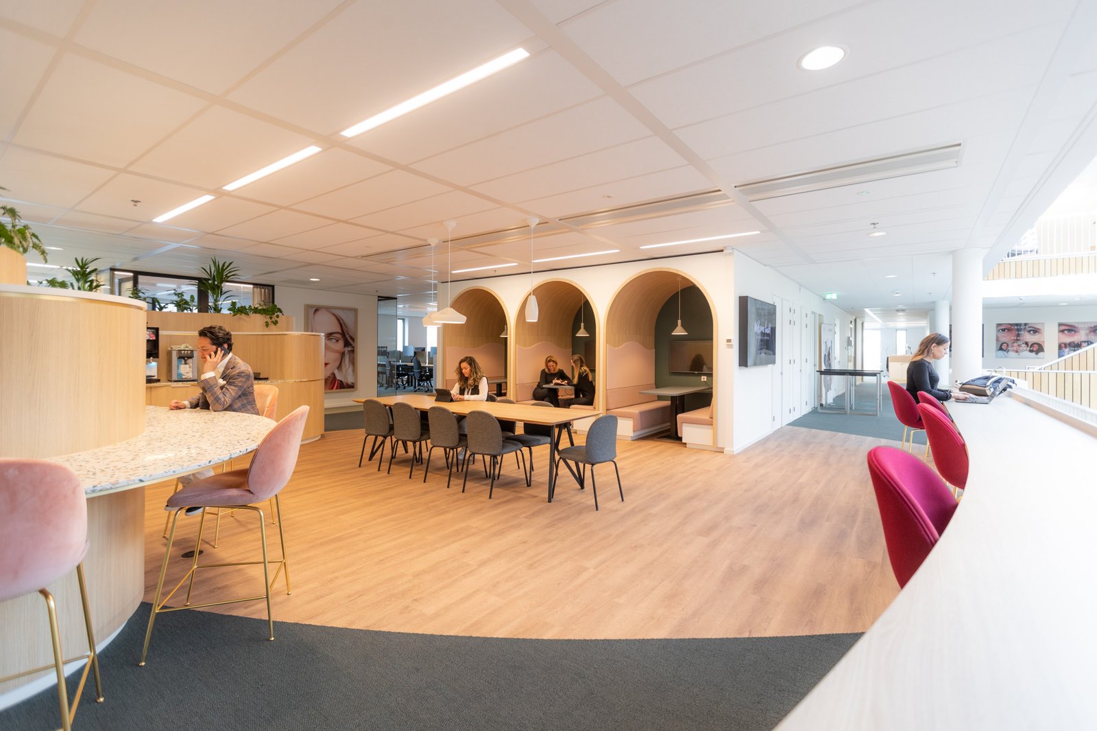 欧莱雅总部由俄罗斯方块设计与建造