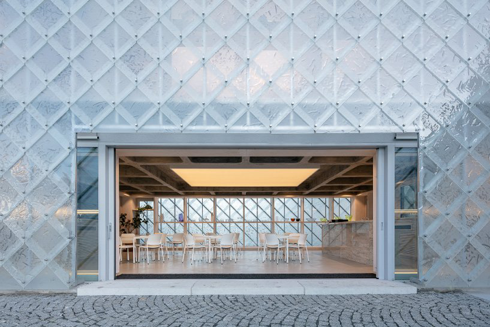 LASVIT 总部 / OV-A