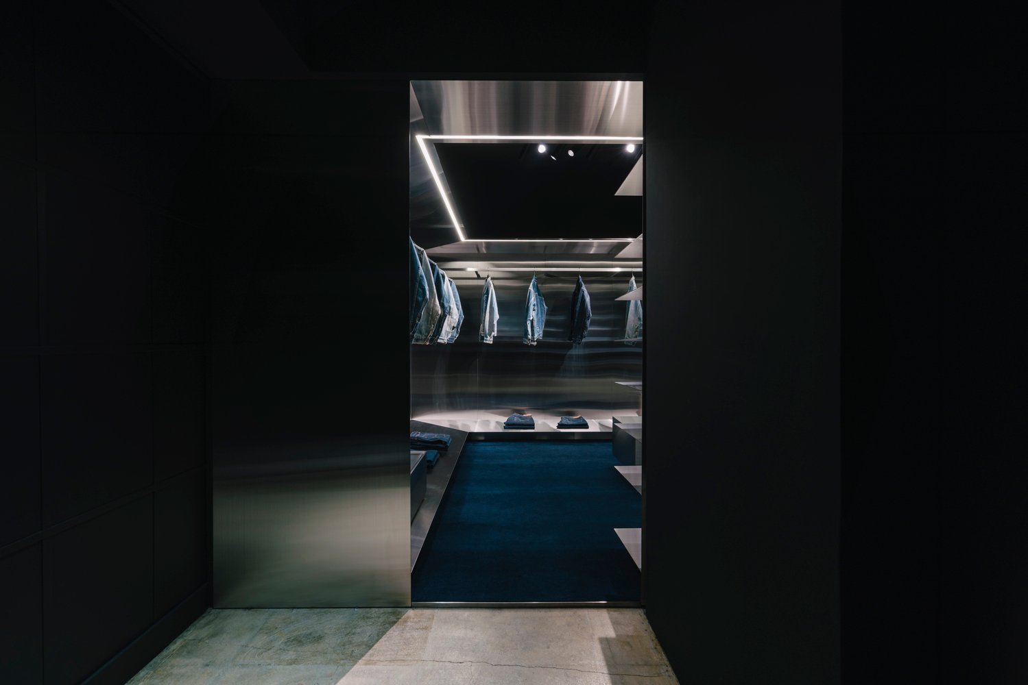 TEKI Design 的 LEAD 贵宾室店