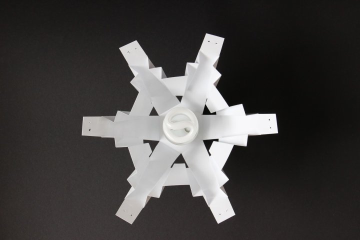 LED 灯泡包装由 Franciska Juhasz 设计 LED 灯泡包装由 Franciska Juhasz 设计