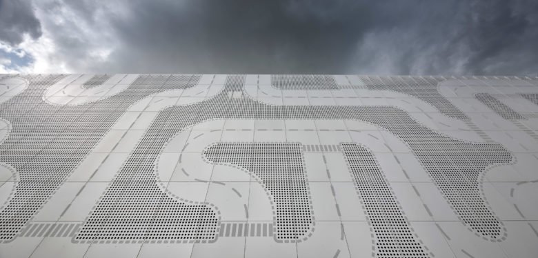 CEBRA 的乐高外墙