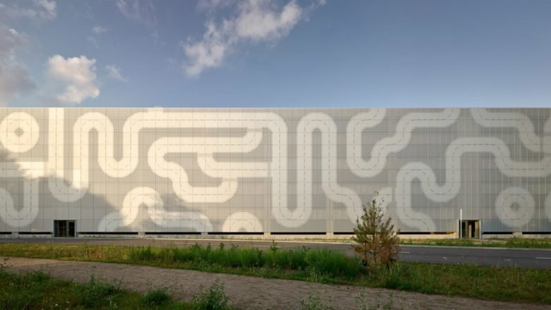 CEBRA 的乐高外墙