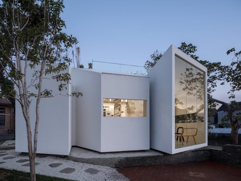 DCDSAA 建筑事务所设计的 LILITH House