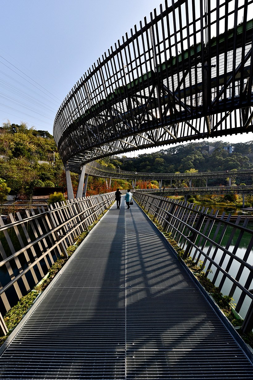 LOOK 建筑事务所设计的福州森林步道为中国东南部的大自然提供了通向自然的通道