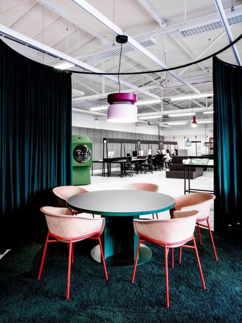 LOQI 办公室由 Studio Aisslinger 设计