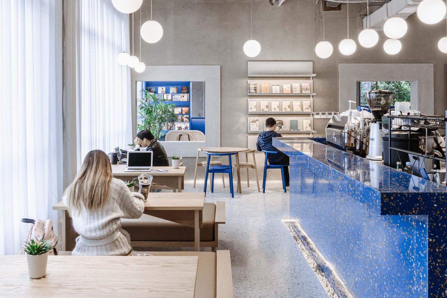 LVWA 书店由 Studio YUDA + Studio NOR 设计