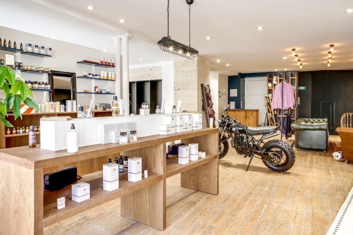 Studio BEAU FAIRE 设计的 La Garçonnière 商店，法国波尔多