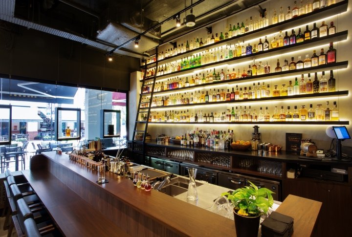 La Maison Du 威士忌由 ielo design 设计，新加坡