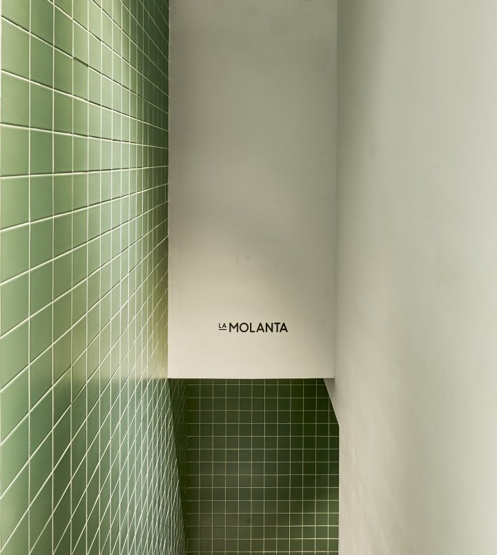 Frederic Perers 设计的 La Molanta 餐厅，西班牙巴塞罗那
