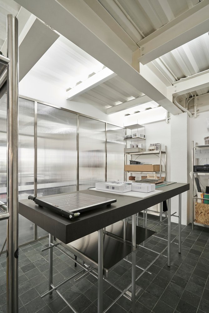 西贡实验室办公室