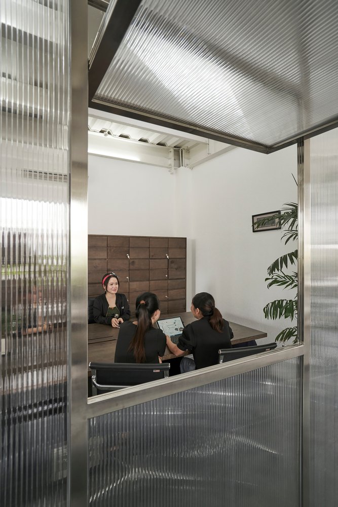 西贡实验室办公室