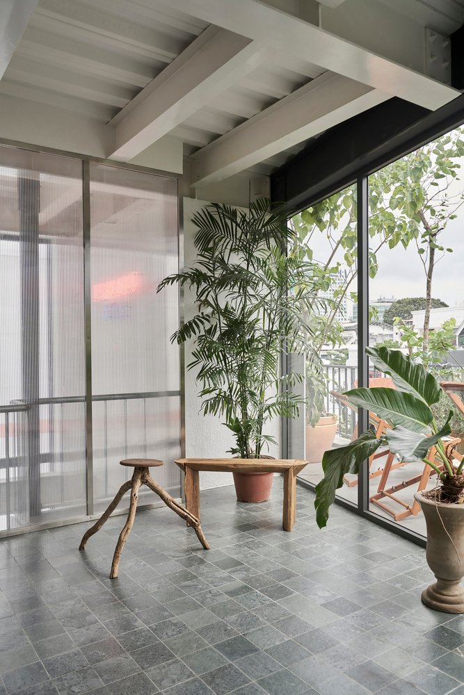 西贡实验室办公室