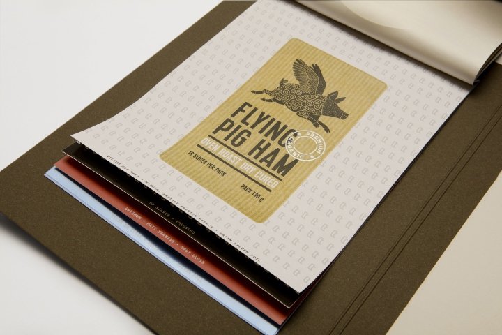 Brandcentral 的标签技术促销包，爱尔兰都柏林