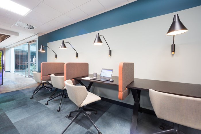 Design Command 的地标空间波特曼之家联合办公空间 Design Command 的地标空间波特曼之家联合办公空间