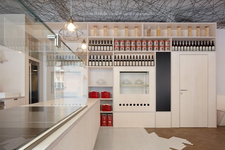 Mar.s 建筑师设计的 Lasagneria，布拉格 – 捷克共和国