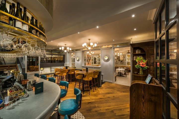 Lasan 餐厅由 Faber Design & Architecture 设计，英国伯明翰