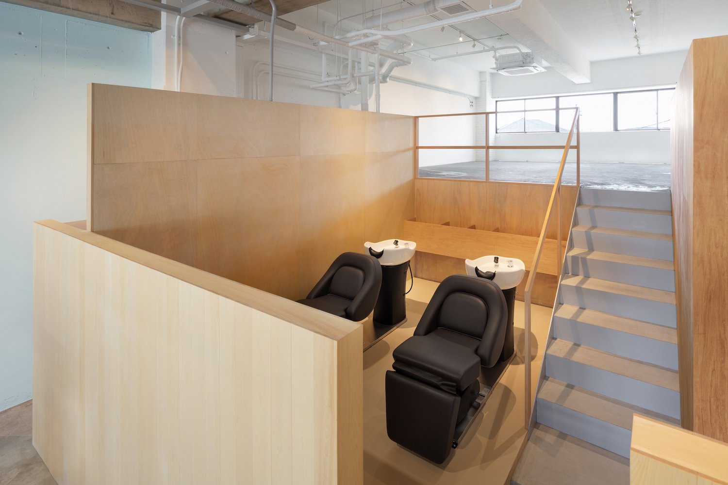 SIDES CORE 的笑声美发沙龙 SIDES CORE 的笑声美发沙龙