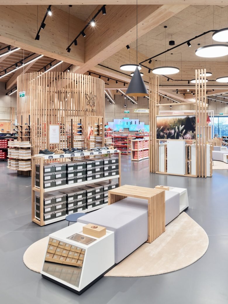 Legero United Outlet by umdasch