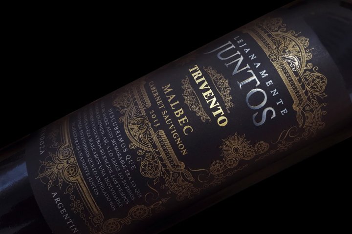 Lejanamente Juntos 设计葡萄酒