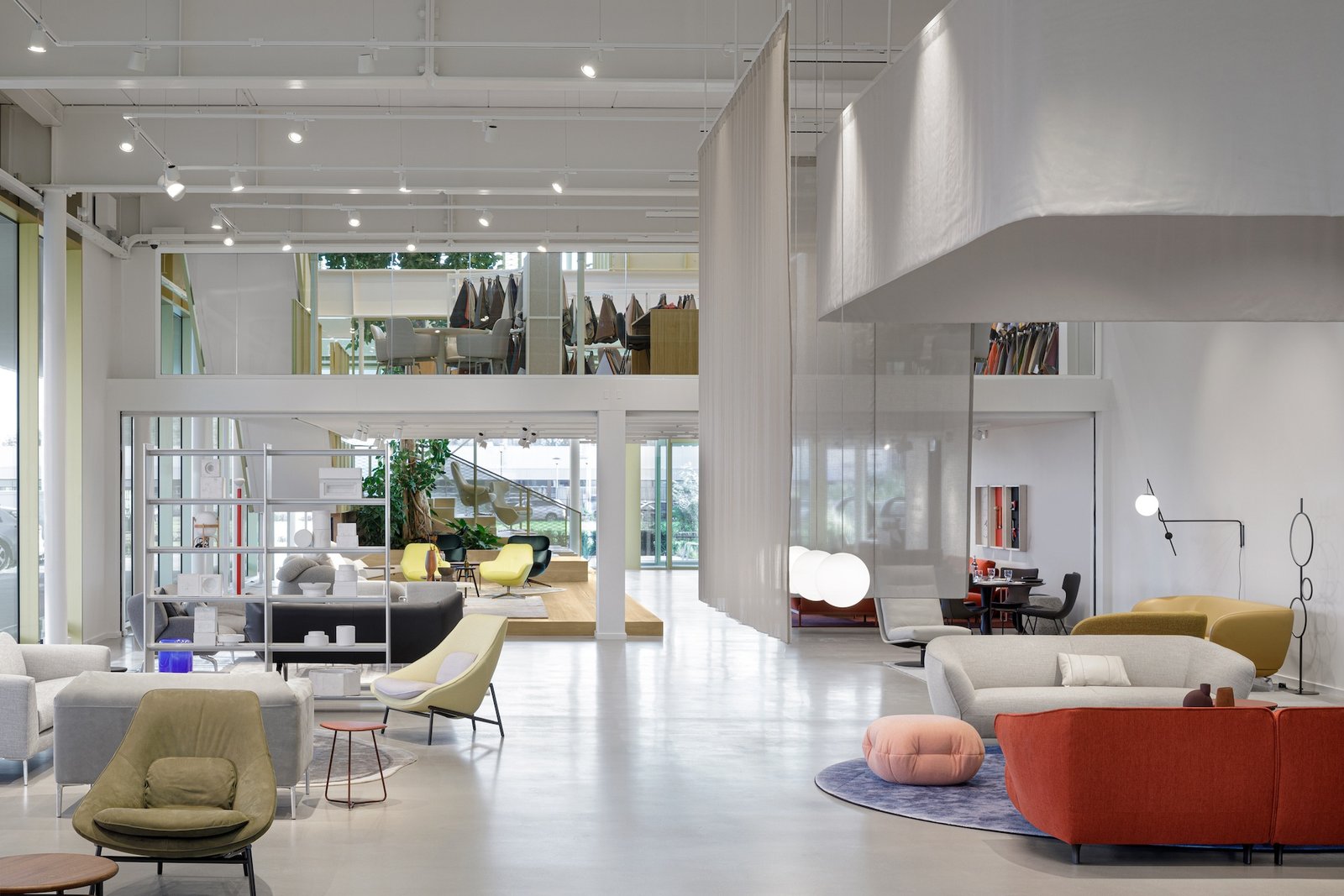 Leolux 展厅 by i29