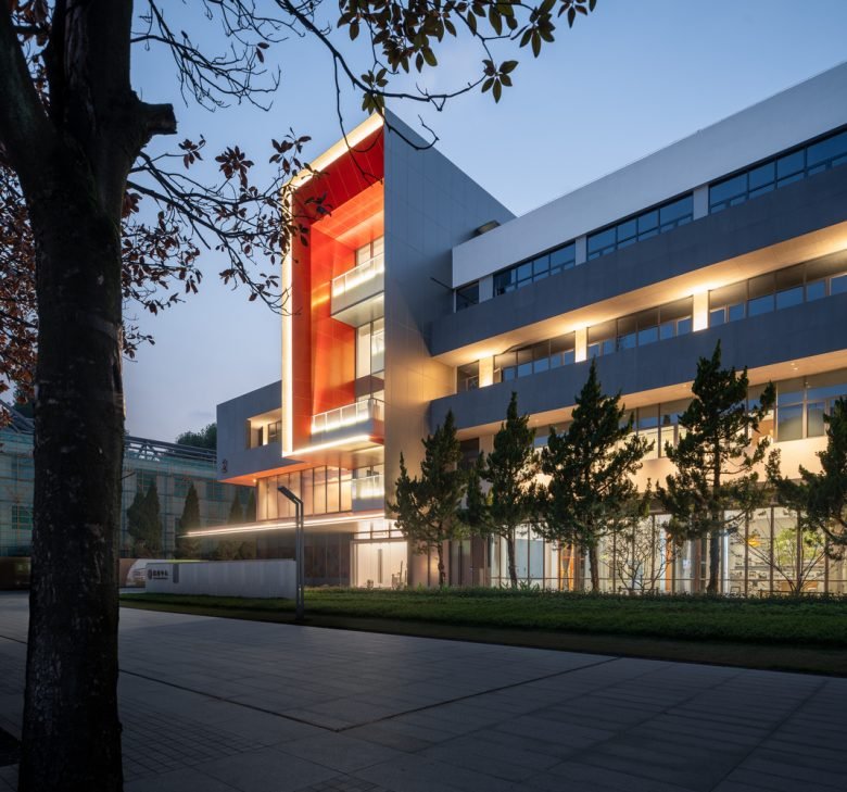 DUTS 设计的南京师范大学图书馆改造 DUTS 设计的南京师范大学图书馆改造