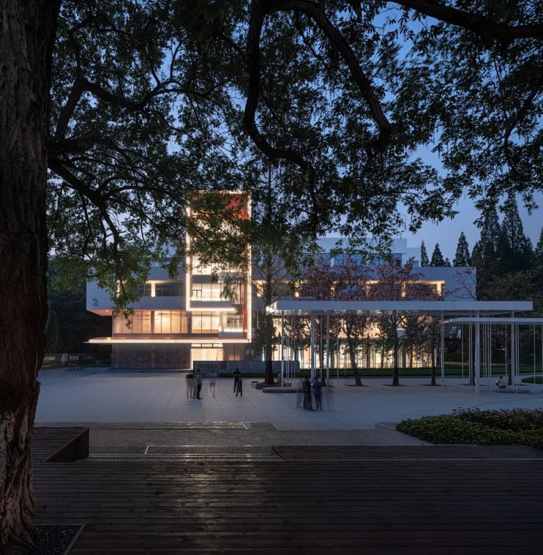 DUTS 设计的南京师范大学图书馆改造 DUTS 设计的南京师范大学图书馆改造