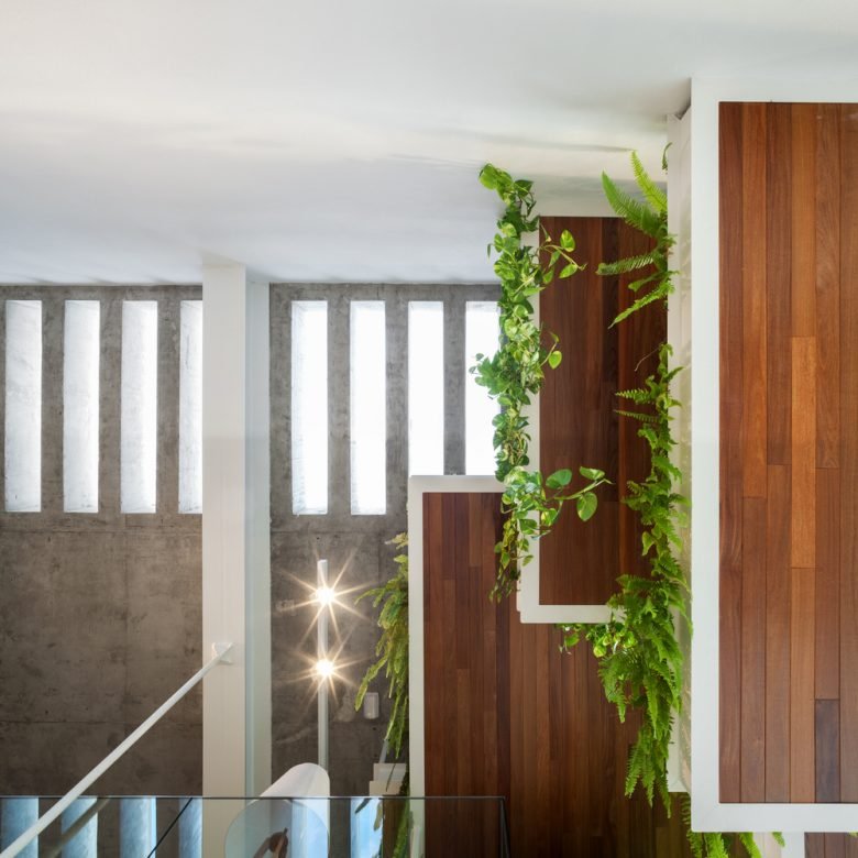 Líder 旗舰店 / FGMF Arquitetos