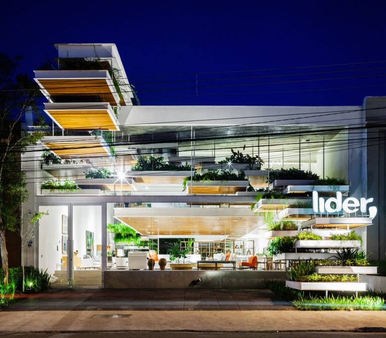 Líder 旗舰店 / FGMF Arquitetos
