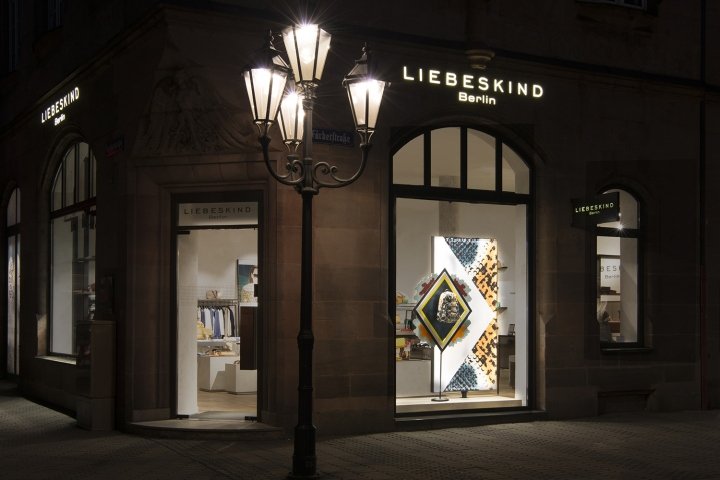 Liebeskind – DFROST 2017 年夏季橱窗，全球