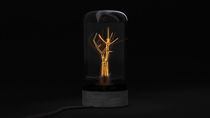 希望之光灯和包装由 Mitja Schneehage 和 Michael Wilde 设计