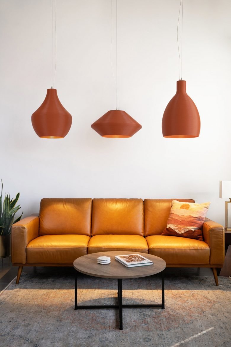 LightArt 的新吊灯研究规模、颜色、照明技术和可持续性