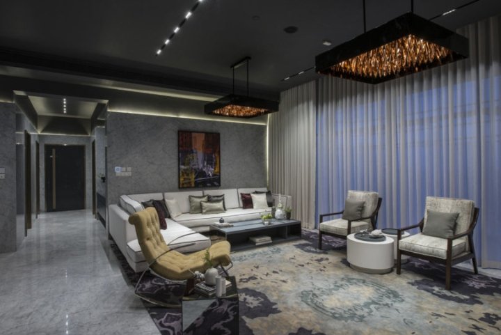 Firebox 照明系列灵感来自 Studio Avni 的 Holy Fire