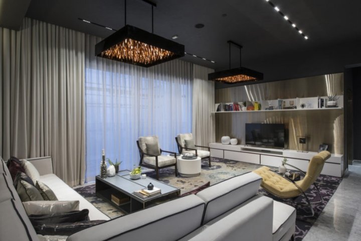 Firebox 照明系列灵感来自 Studio Avni 的 Holy Fire