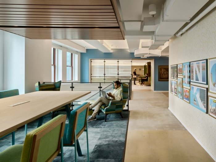 LinkedIn 办公室由 Design Republic 设计