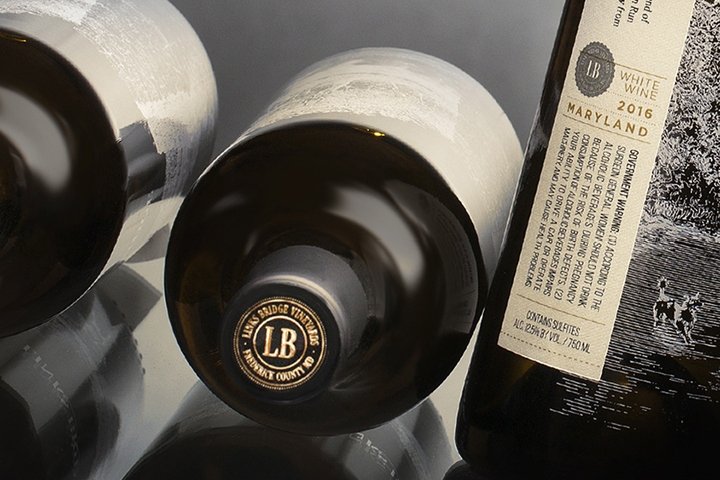 Links Bridge Vineyards 经典系列葡萄酒包装由 Octavo Designs 设计