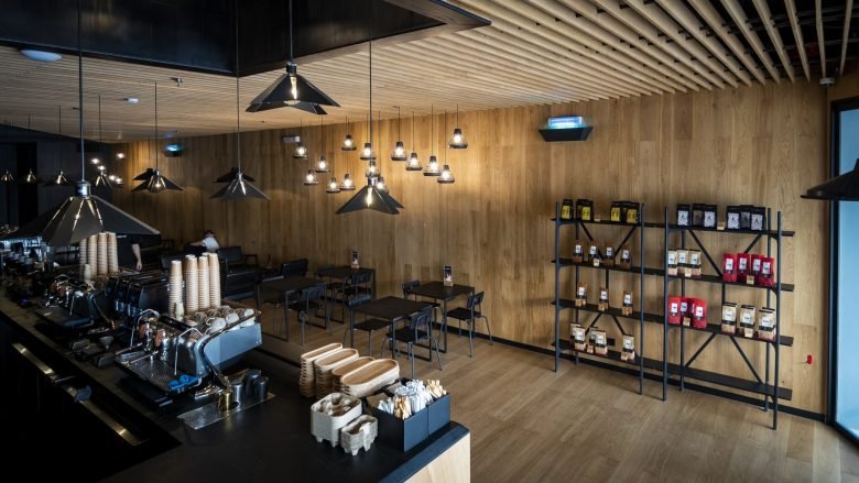 Liqui Group 为 Brew92 打造“回归基础”咖啡店