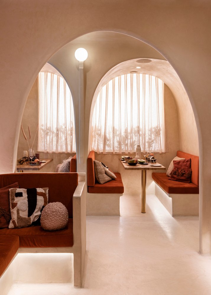 Masquespacio 设计的 Living Bakkali 餐厅