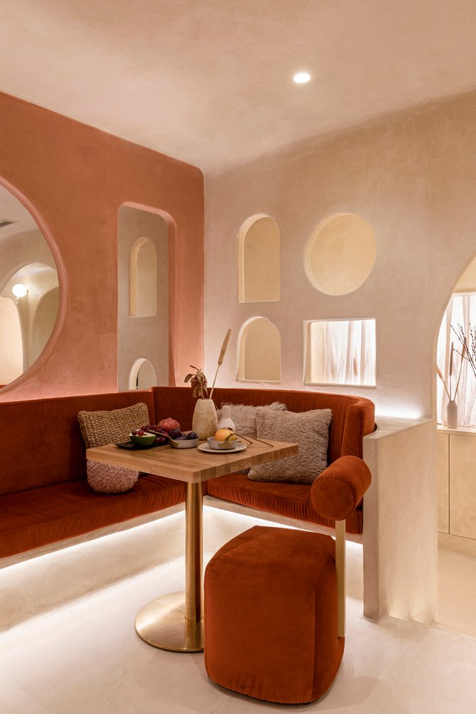 Masquespacio 设计的 Living Bakkali 餐厅