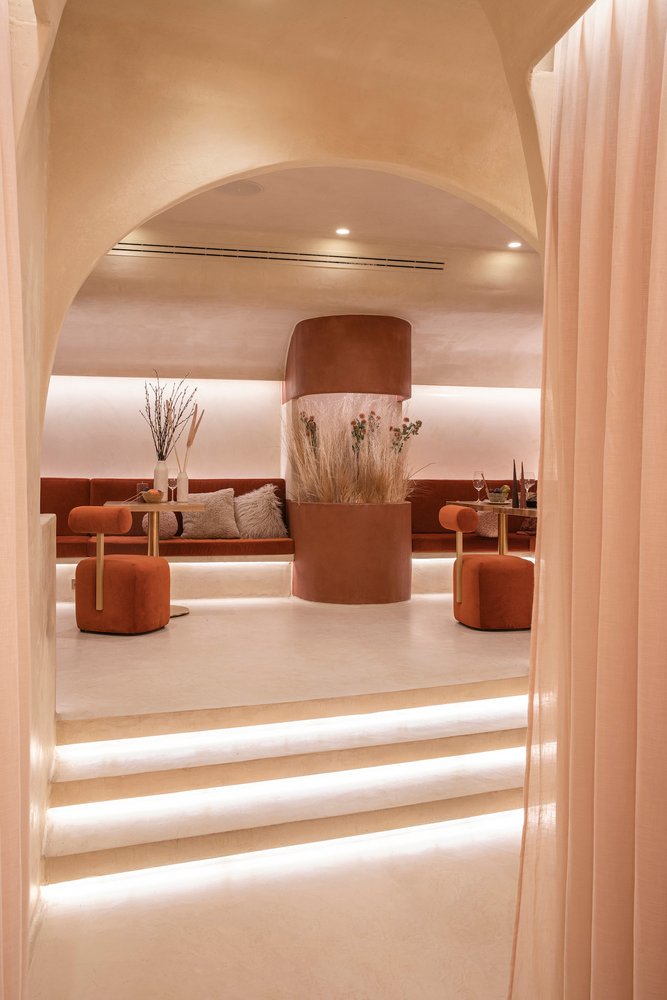 Masquespacio 设计的 Living Bakkali 餐厅