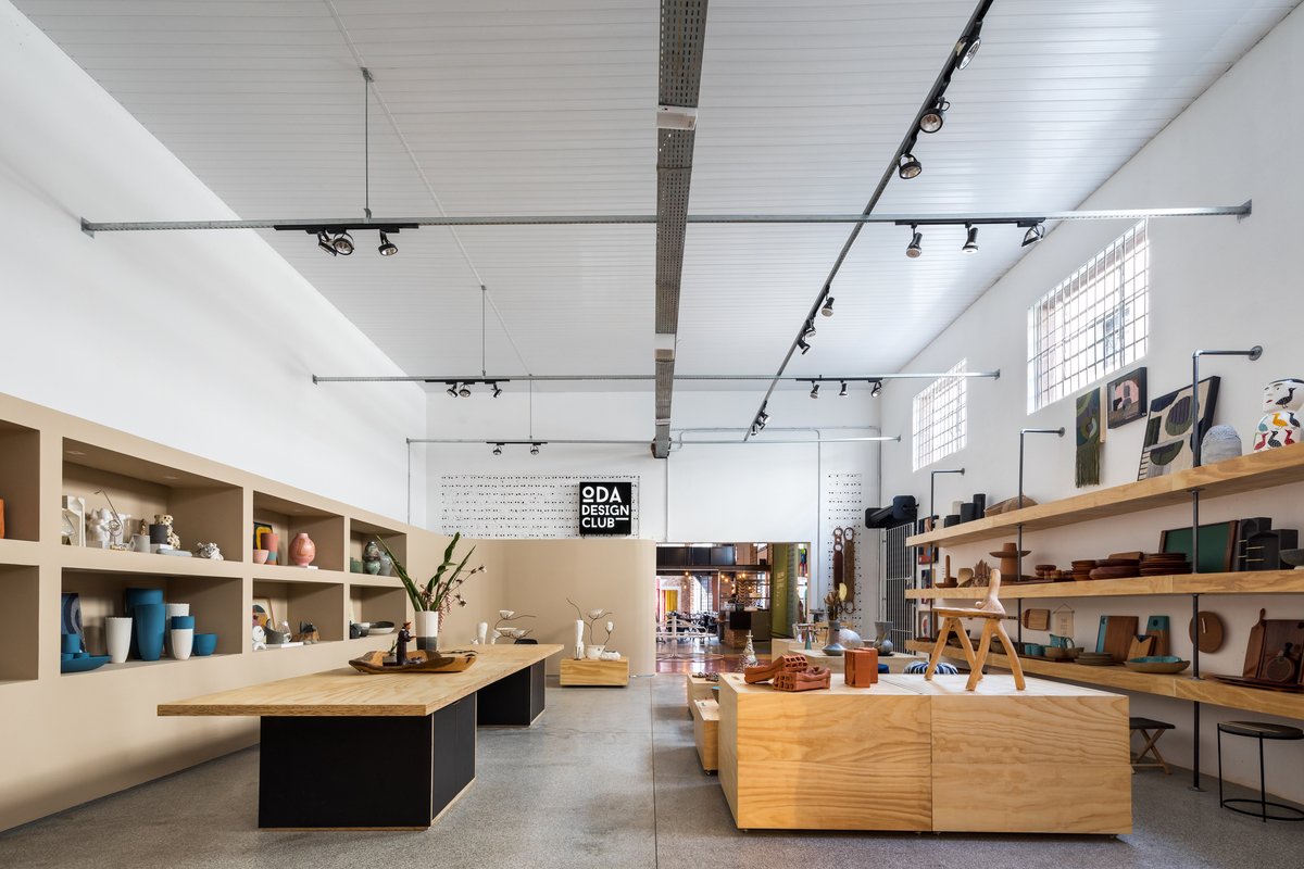 Loja Coletiza 由 Solo Arquitetos 设计