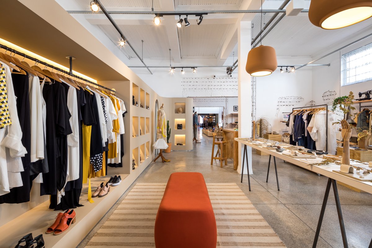 Loja Coletiza 由 Solo Arquitetos 设计