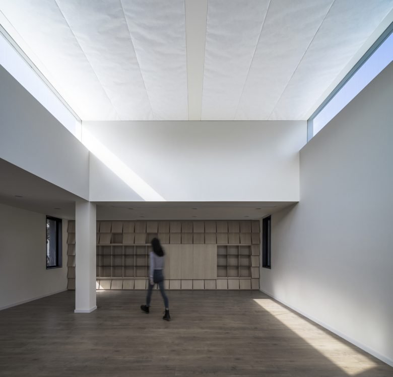 龙尚书店 by A.C.R.E. 工作室