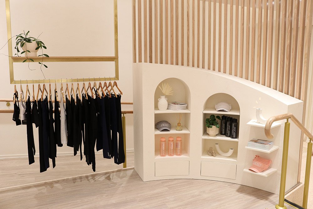 洛娜·简 (Lorna Jane) 商店概念 洛娜·简 (Lorna Jane) 商店概念