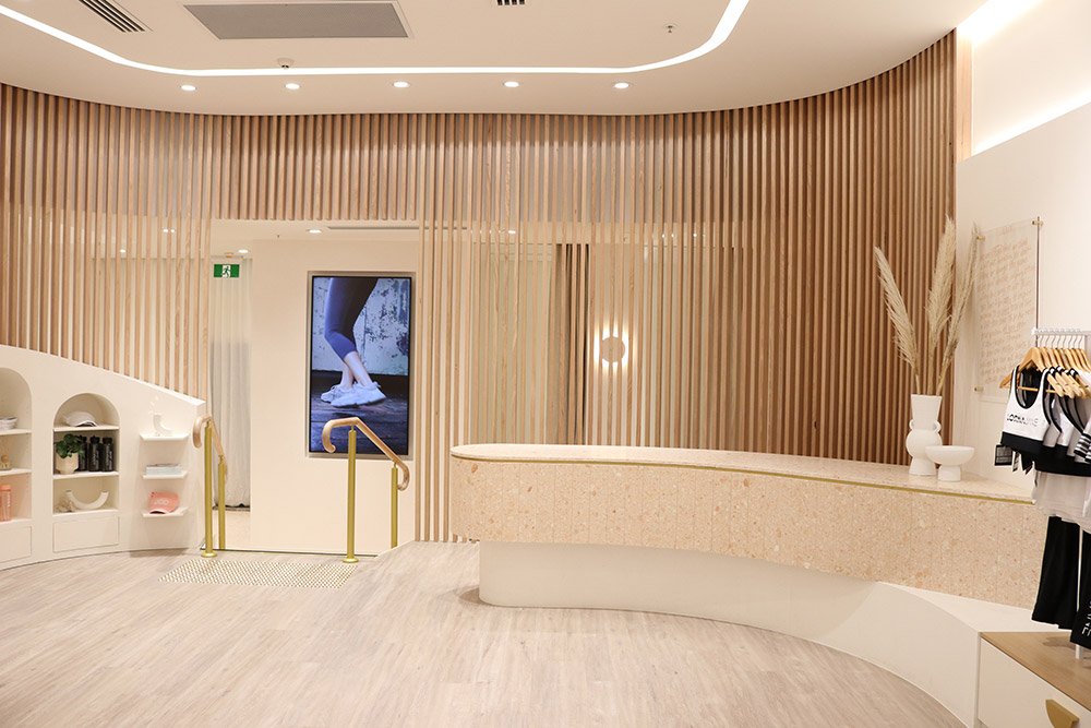 洛娜·简 (Lorna Jane) 商店概念 洛娜·简 (Lorna Jane) 商店概念